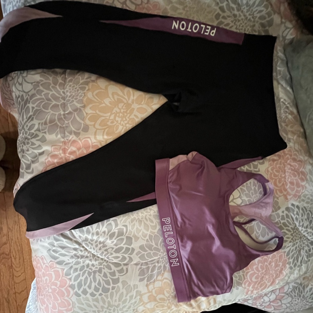 Peloton Bra and Leggings L-XL